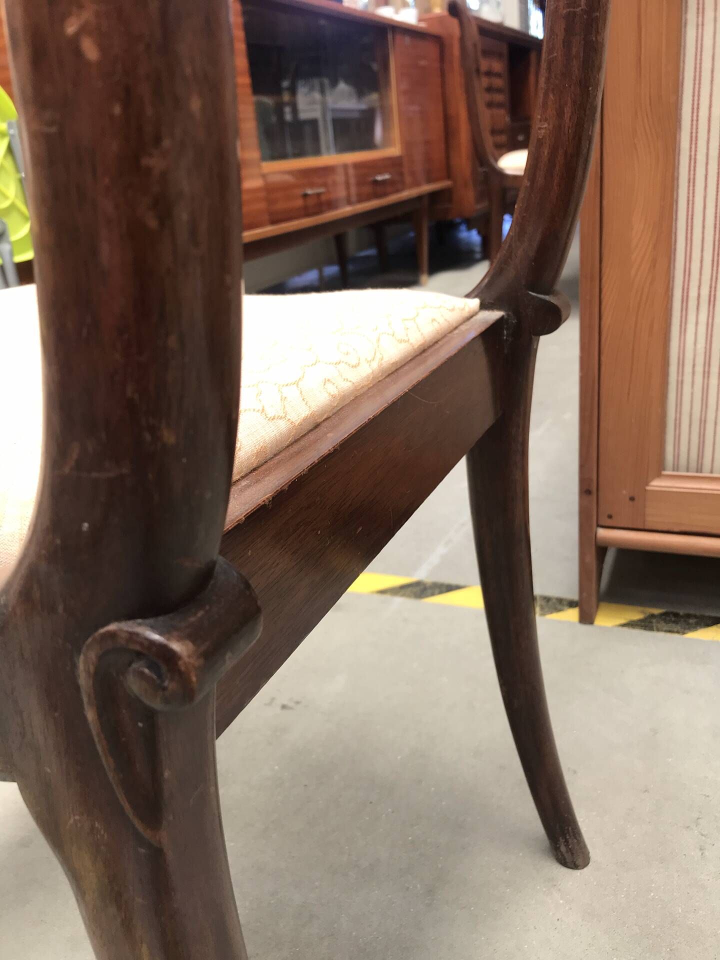 6 Art Nouveau chairs with brass marquetry