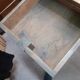 Table demi lune en noyer