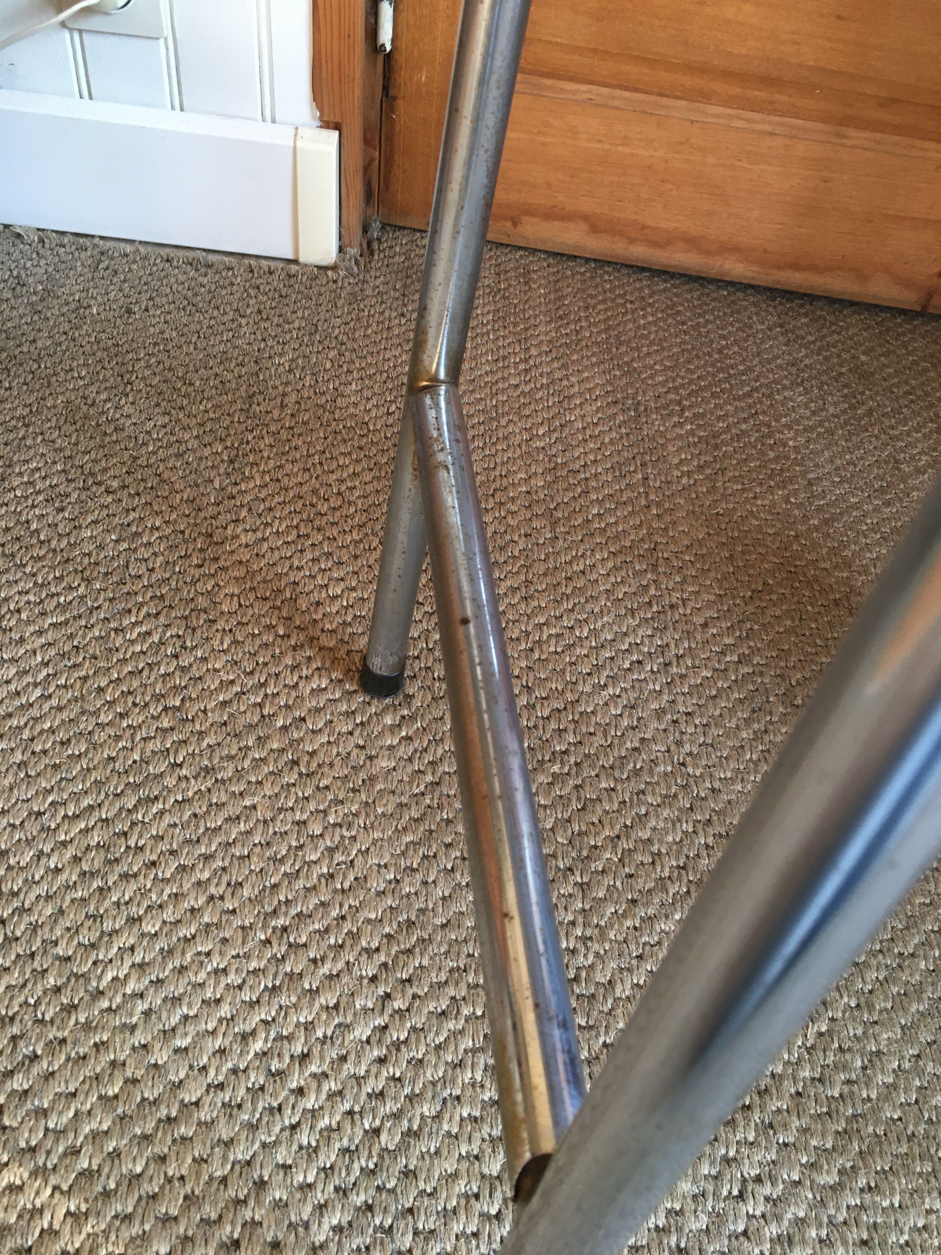 Formica Tabouret