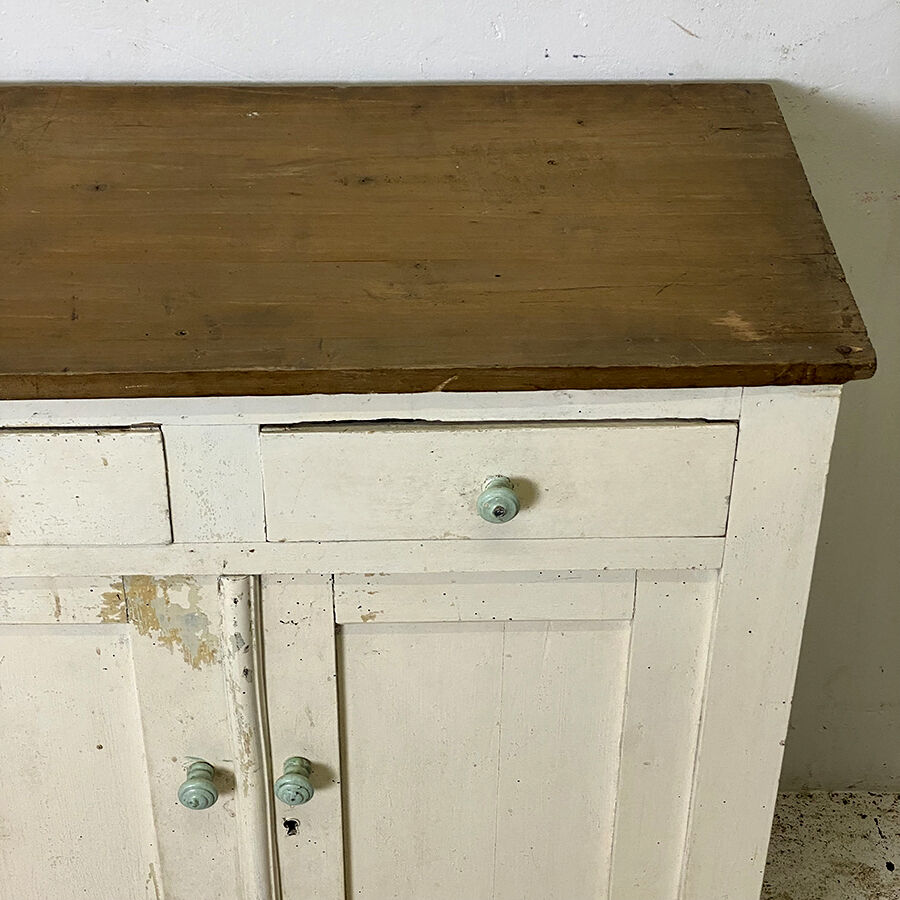 Buffet parisien vintage années 50
