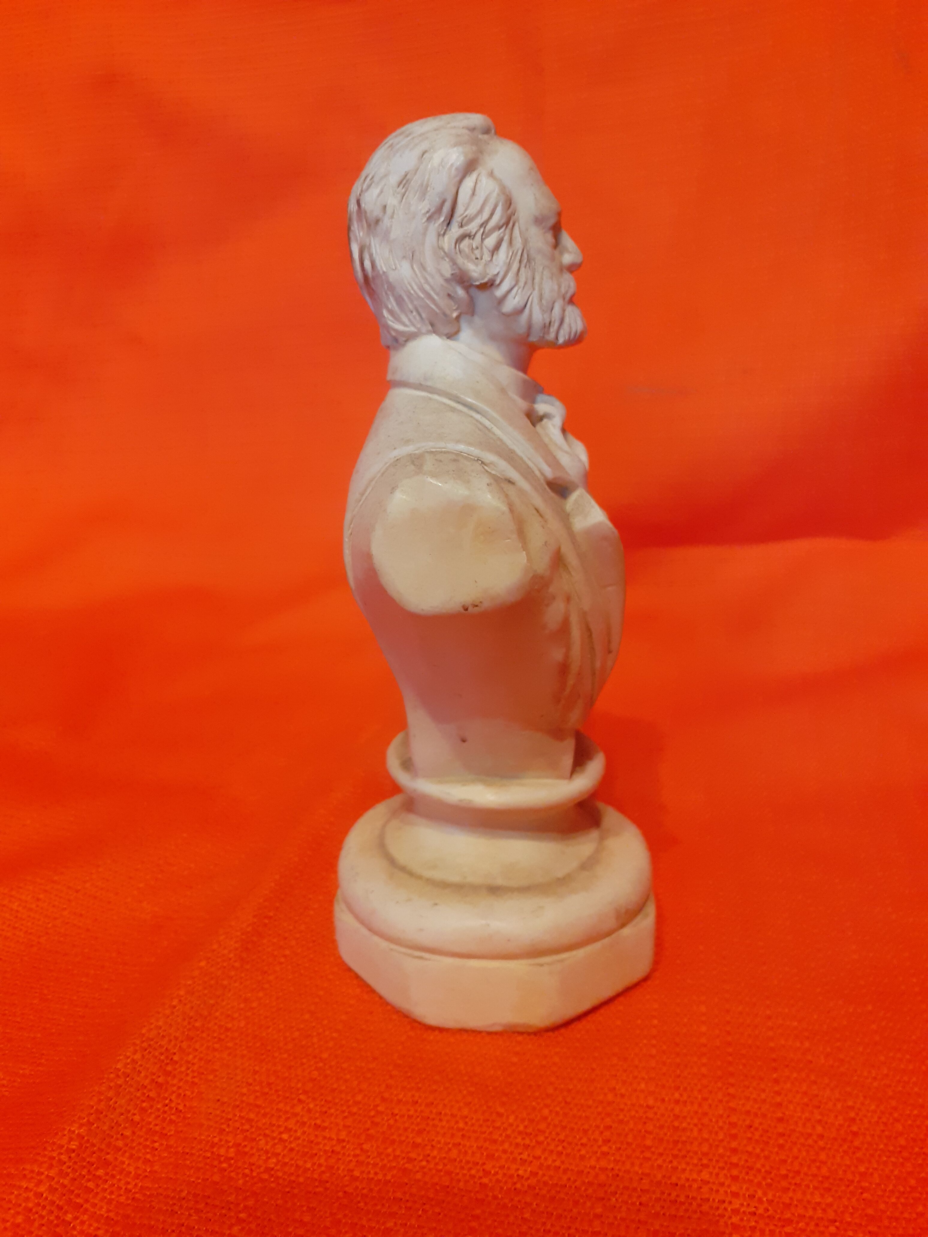 Buste Victor Hugo