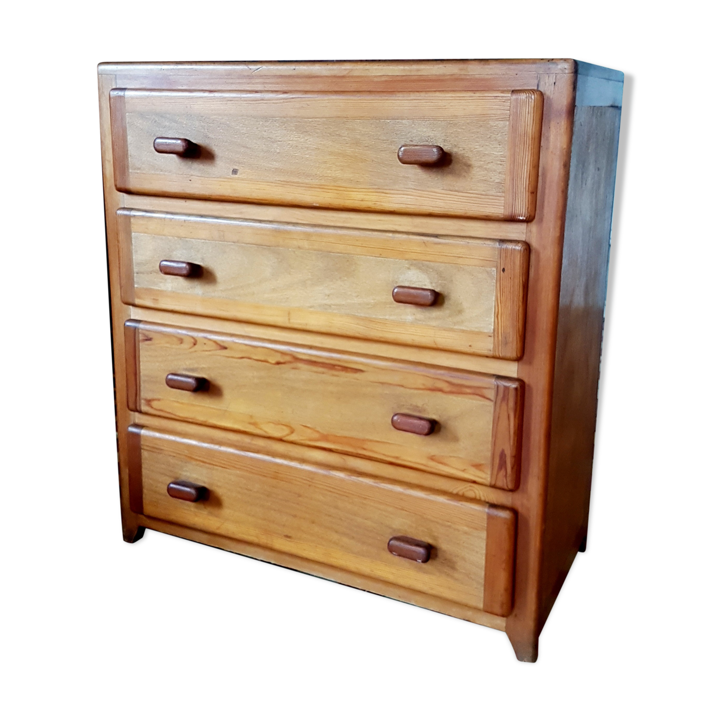 Vintage chest of drawers retro look