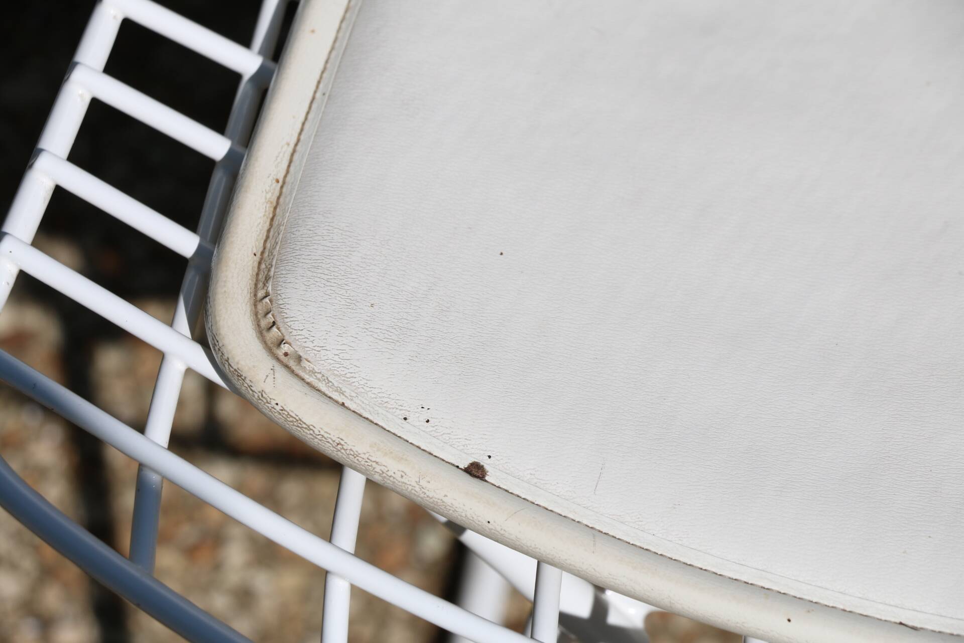 Knoll White Bertoia Chair