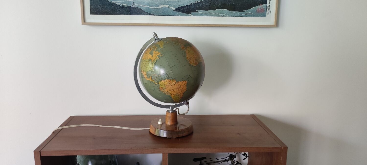Räth luminous globe