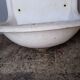 Fontaine à eau , évier lavabo fonte émaillée, ep 1950