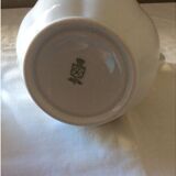 Milk pot and sugar