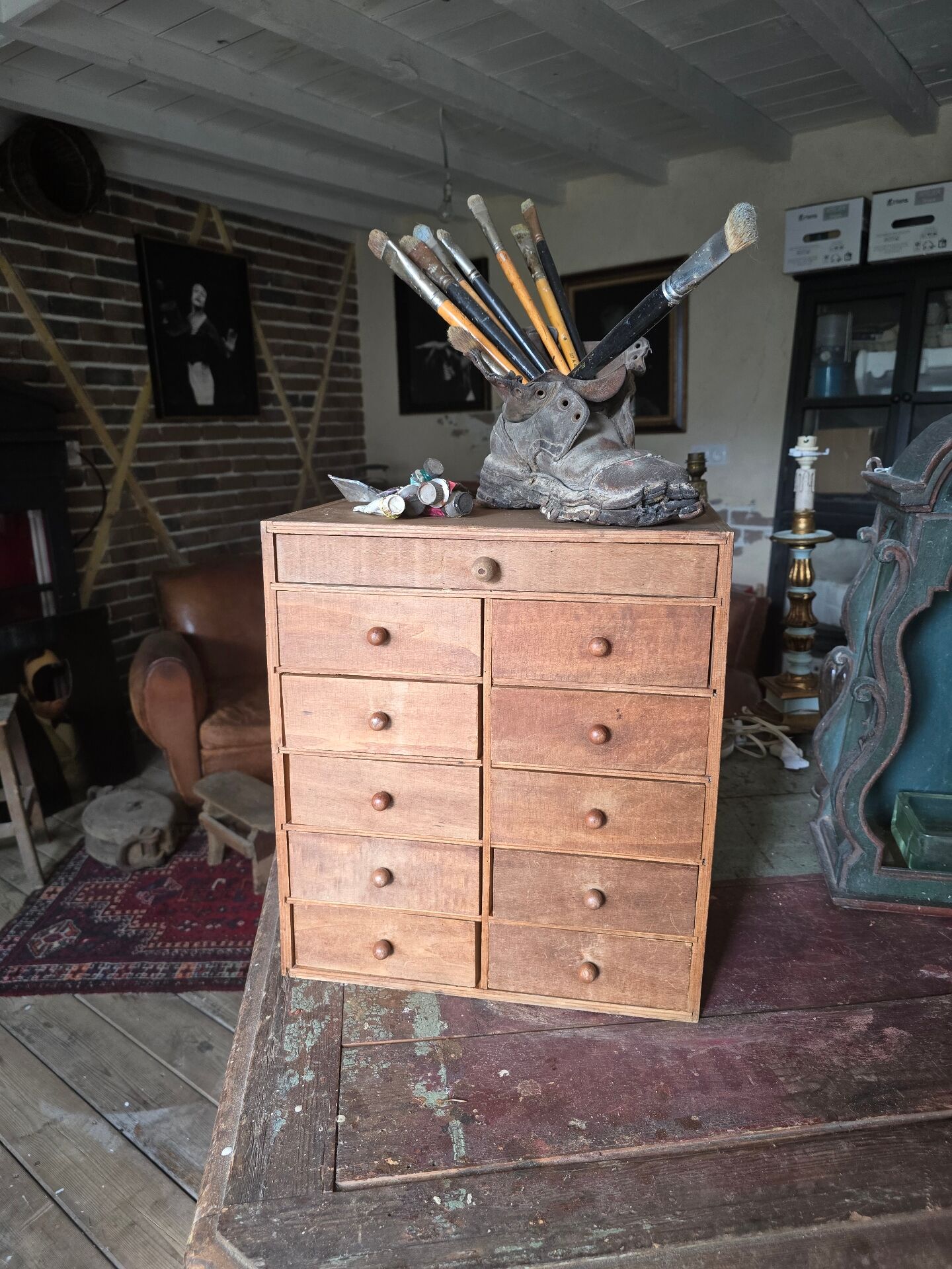 Small counter furniture