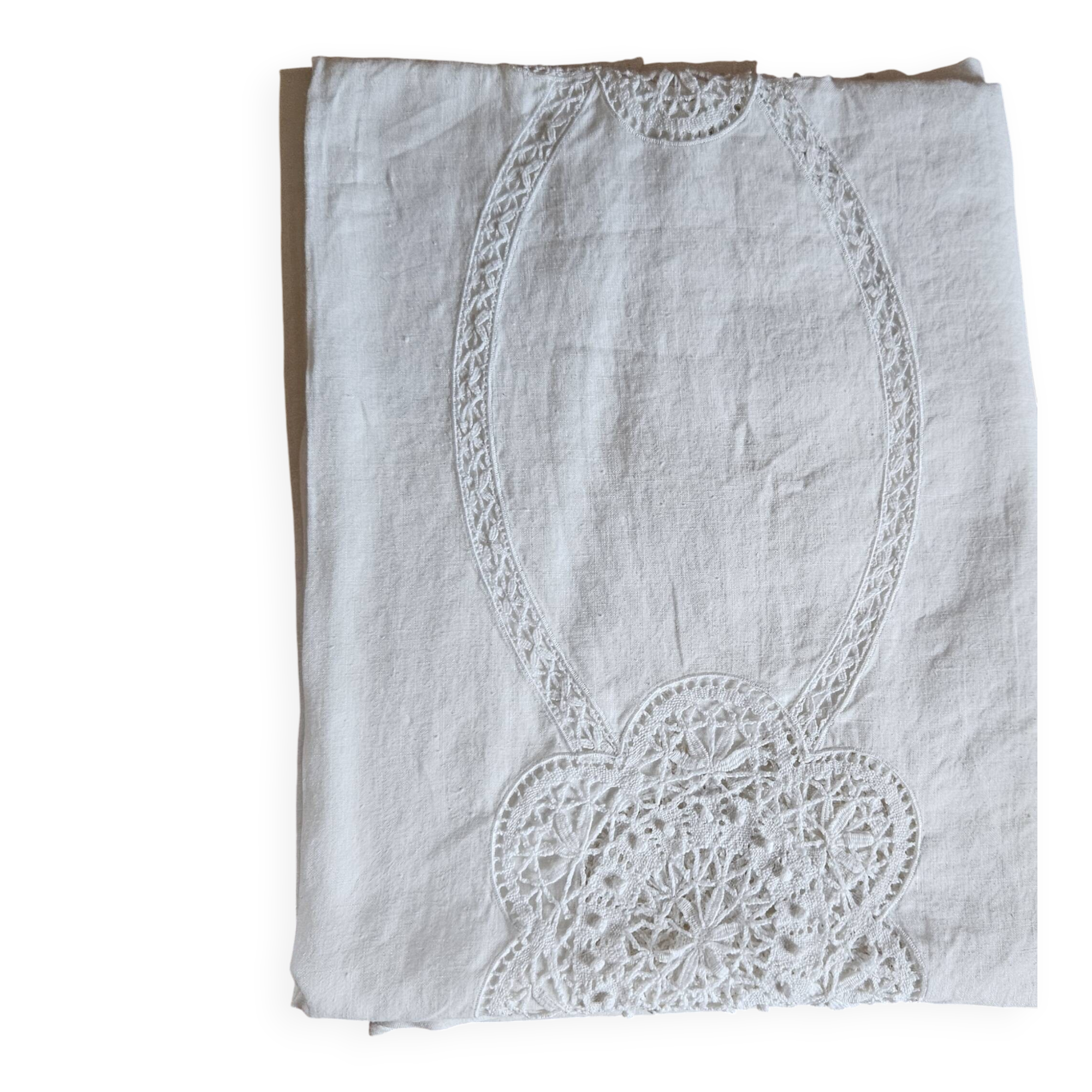 Tablecloth for 12 people