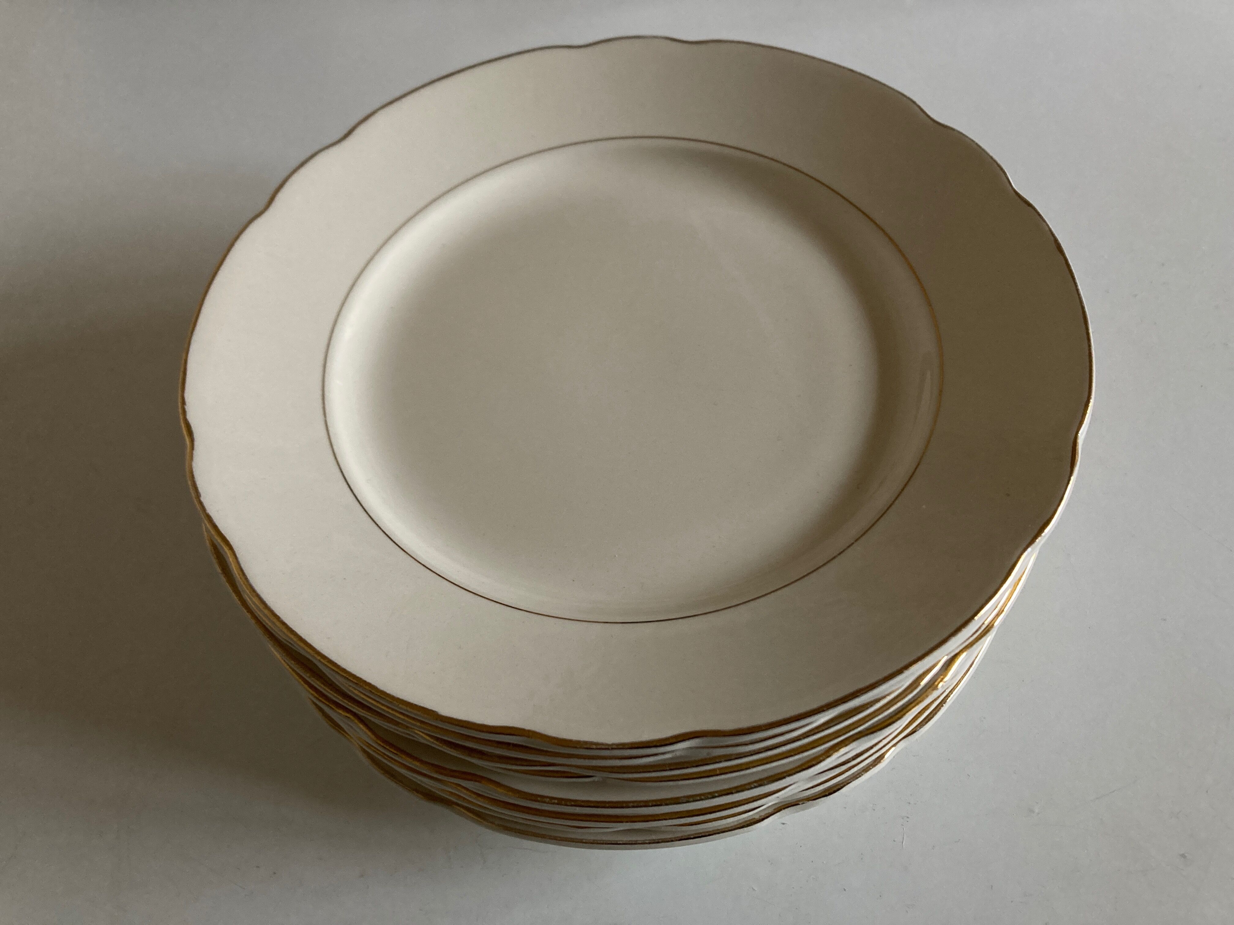 Set of 10 plates 1960 Villeroy & Boch ivory faience with gadroons