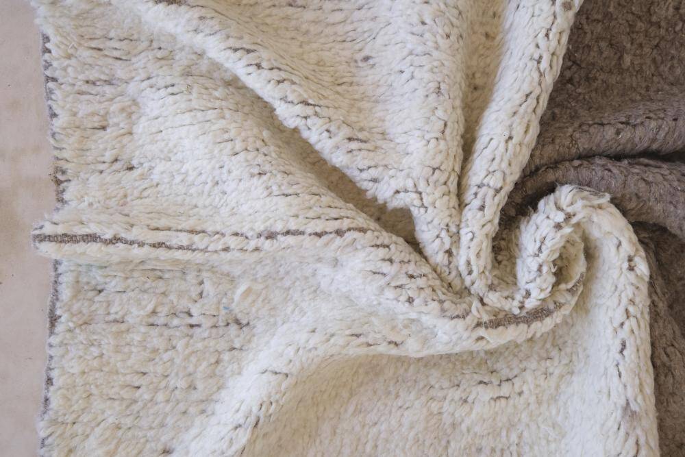 Contemporary Berber Rug - 256 x 154 cm