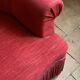 Fauteuil crapaud ancien en velours rouge bordeaux