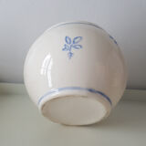 Round vase