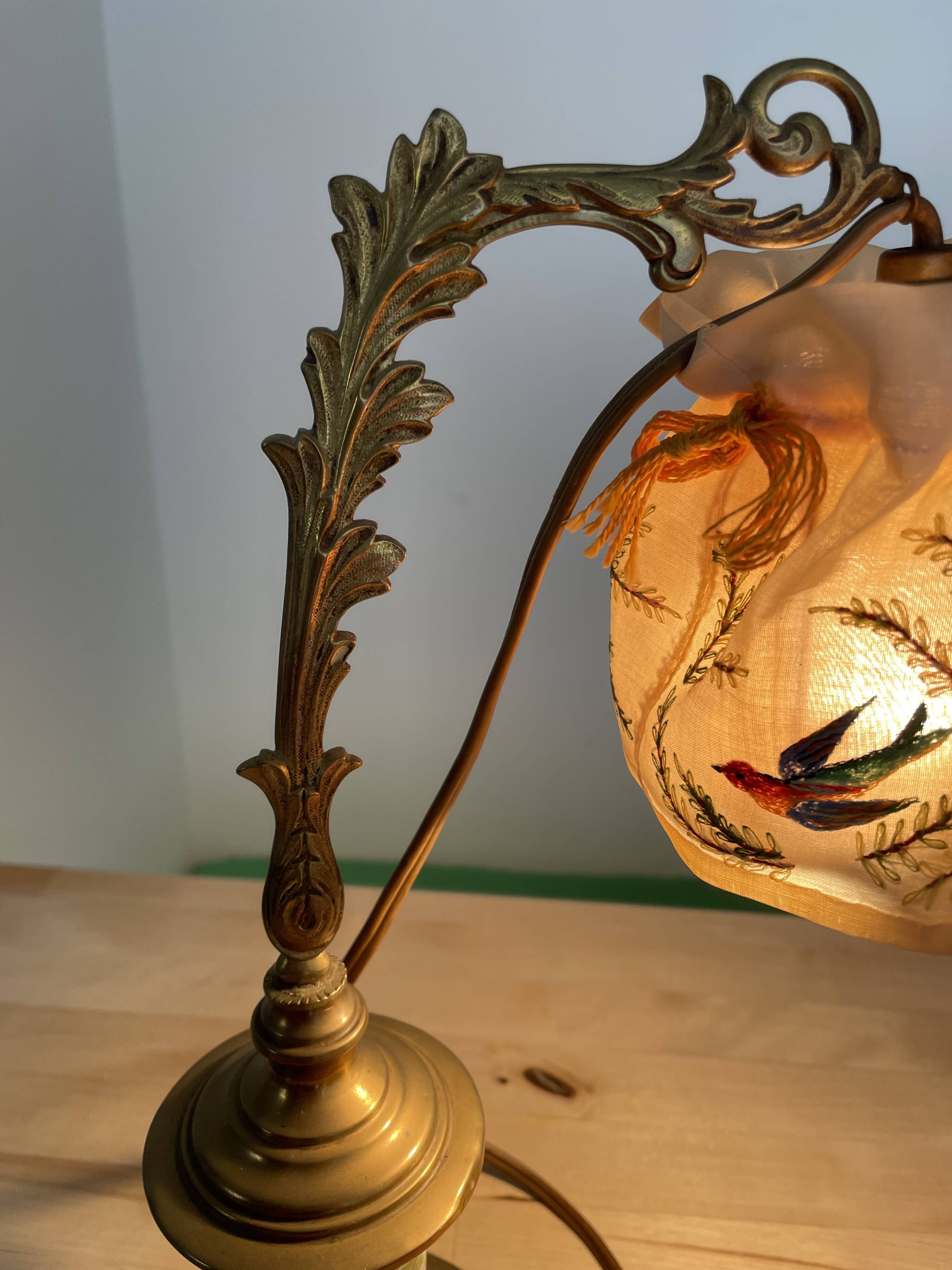 Art Nouveau / Romantic decorative lamp