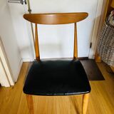 Set of 6 Vintage 1960s Scandinavian Chairs in Beech and Black Leatherette