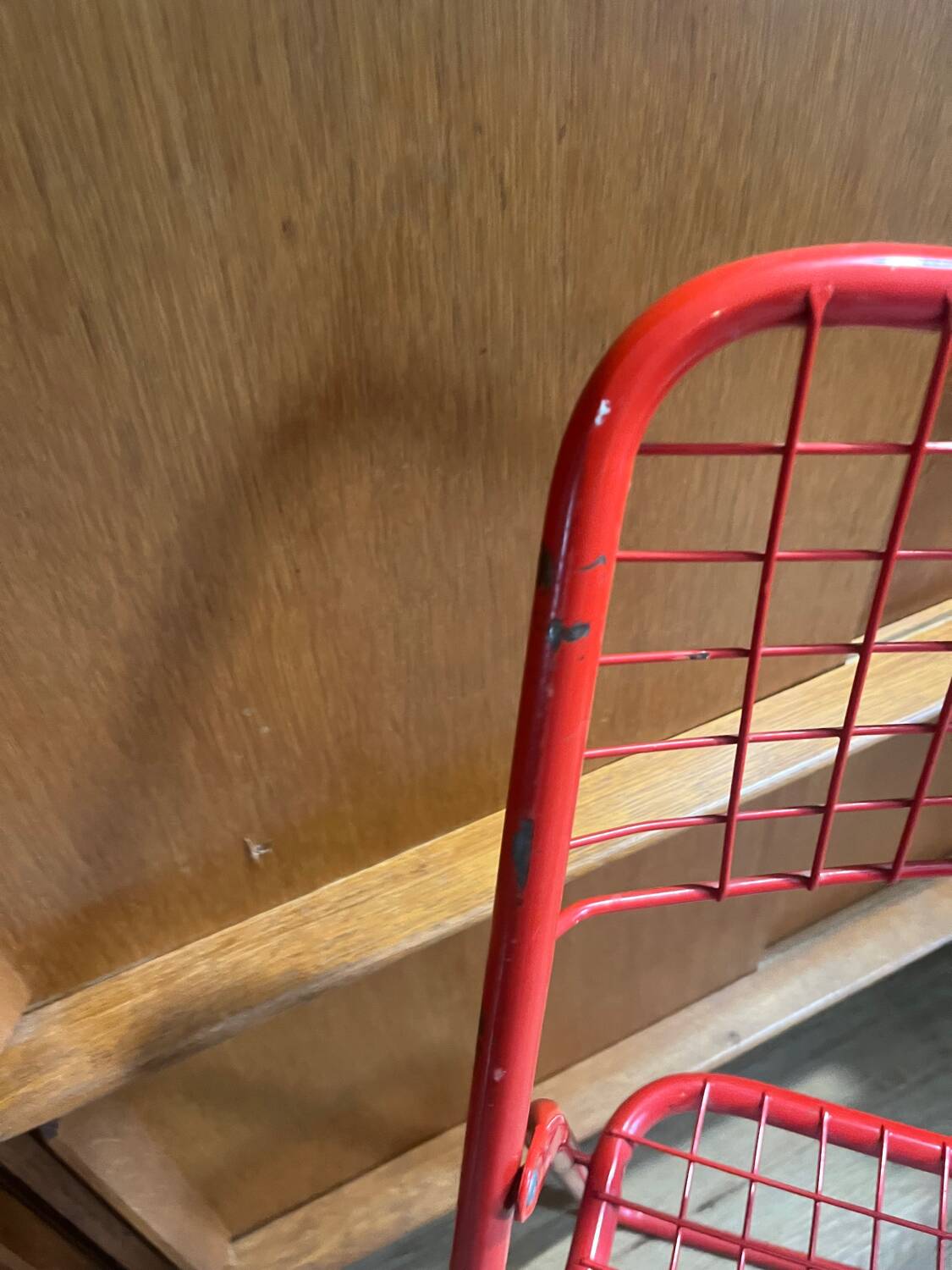 Vintage red Tallin chair