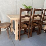 Stripped farmhouse table extensions to 255 cm
