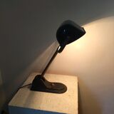 Banker lamp old font email