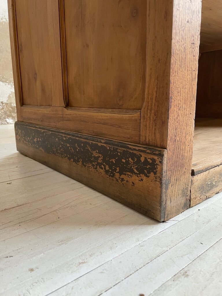 Early 20th century oak trade counter