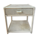 Table de nuit ou chevet en rotin