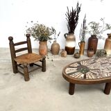 Brutalist chair in wood and straw