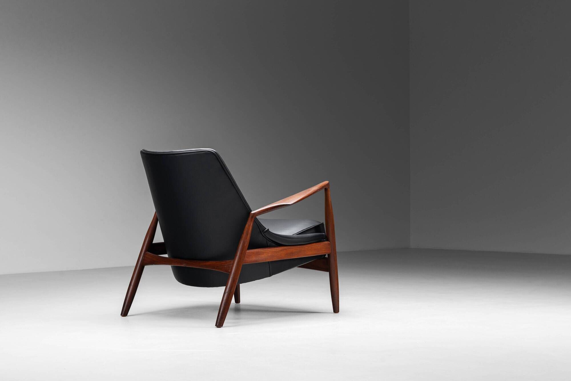 Ib Kofod Larsen ‘Seal’ lounge chair for OPE Möbler Sweden
