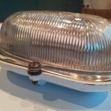 Industrial wall lamp