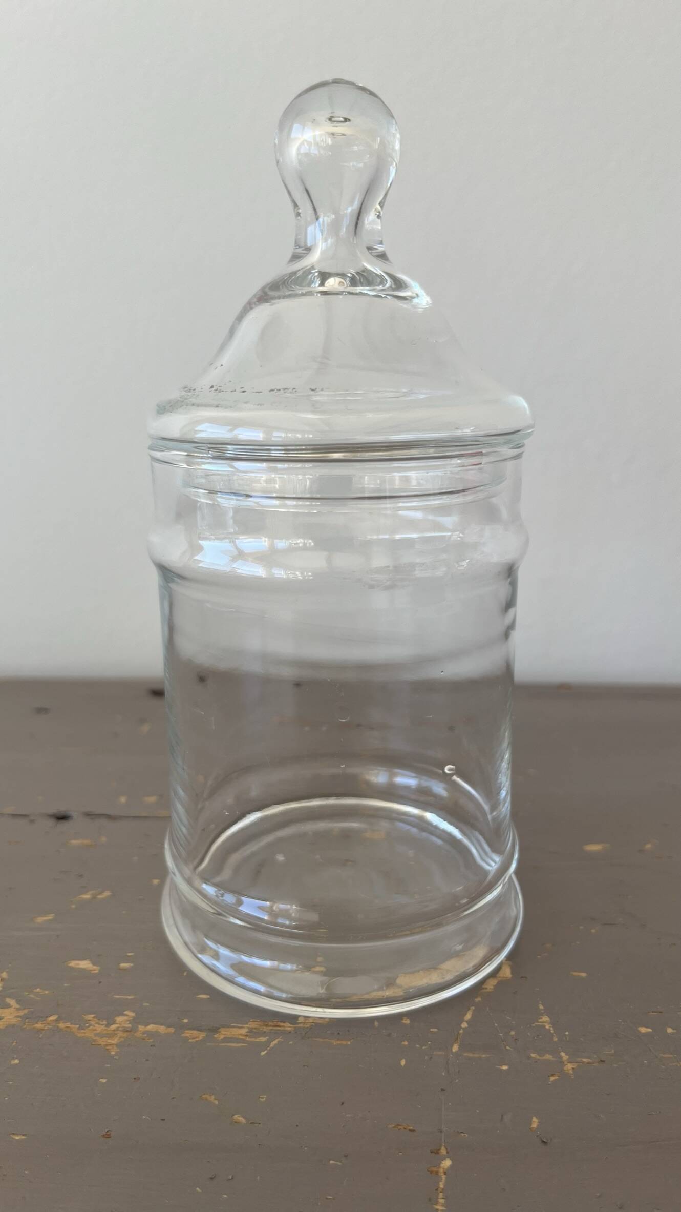 Glass apothecary jar