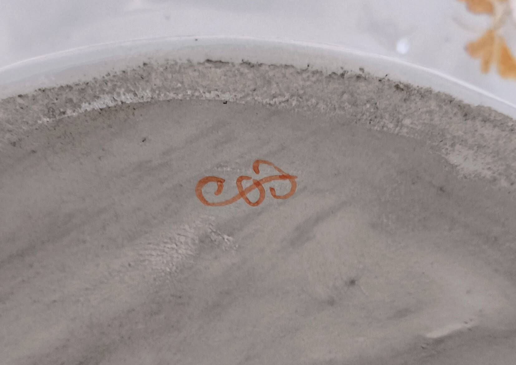 Bouquet holder / flower holder in Moustiers earthenware