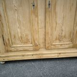 Armoire Alsacienne en pin milieu du XIX siècle
