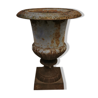 Medici cast iron vase