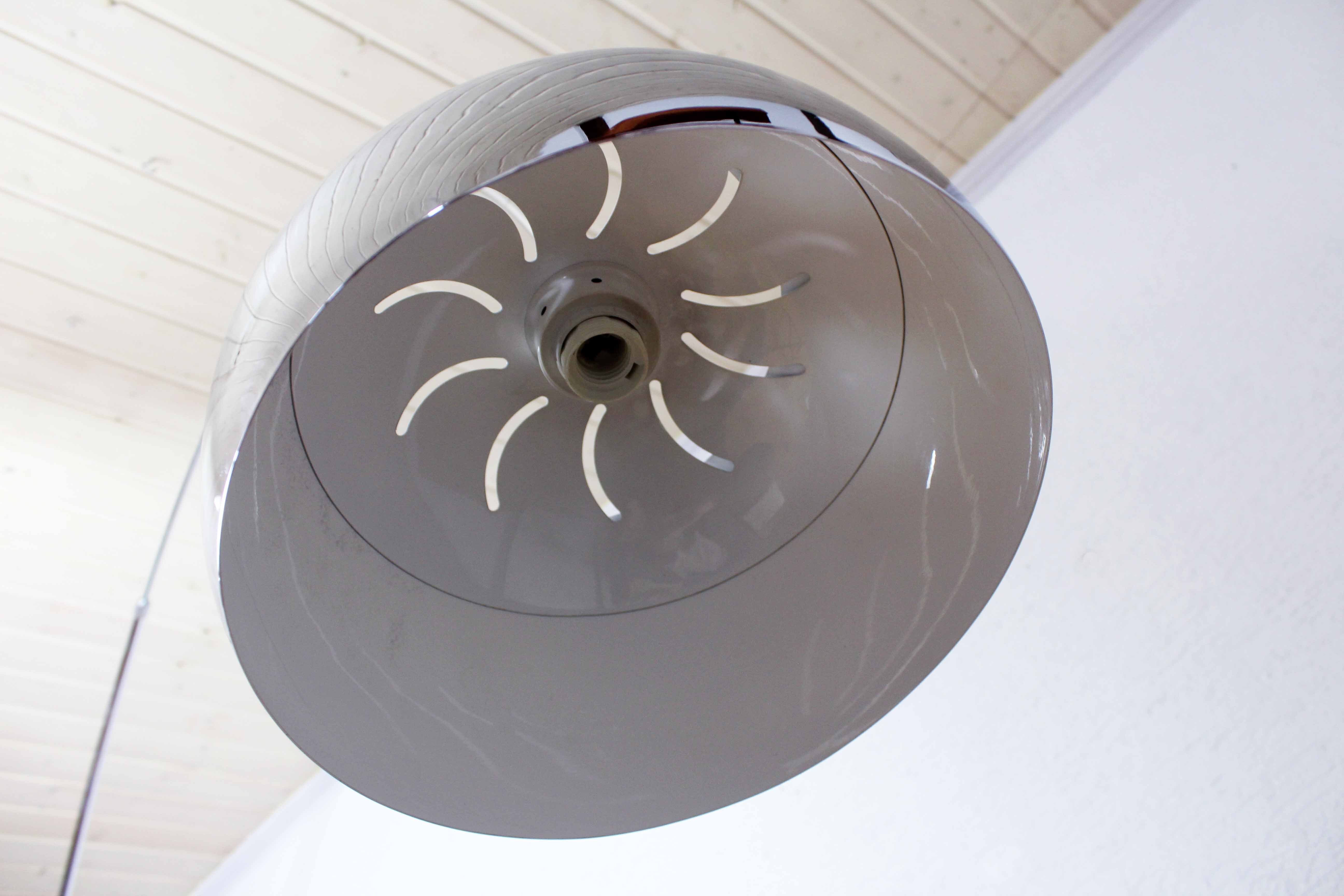 Lampadaire arqué Paul Neuhaus
