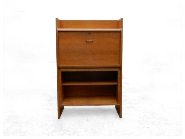 Scandinavian secretary 1950