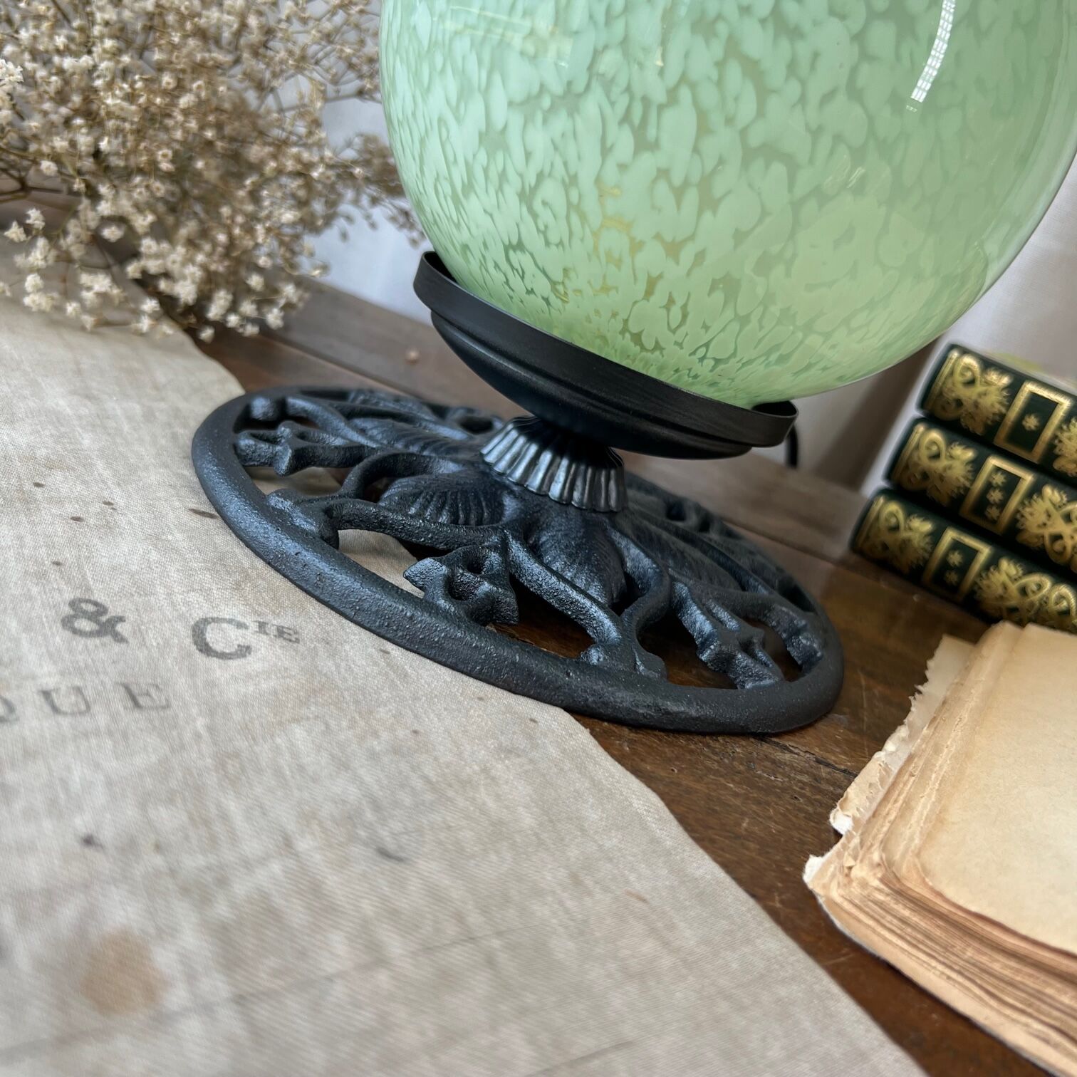 Table lamp "The Green Moon"