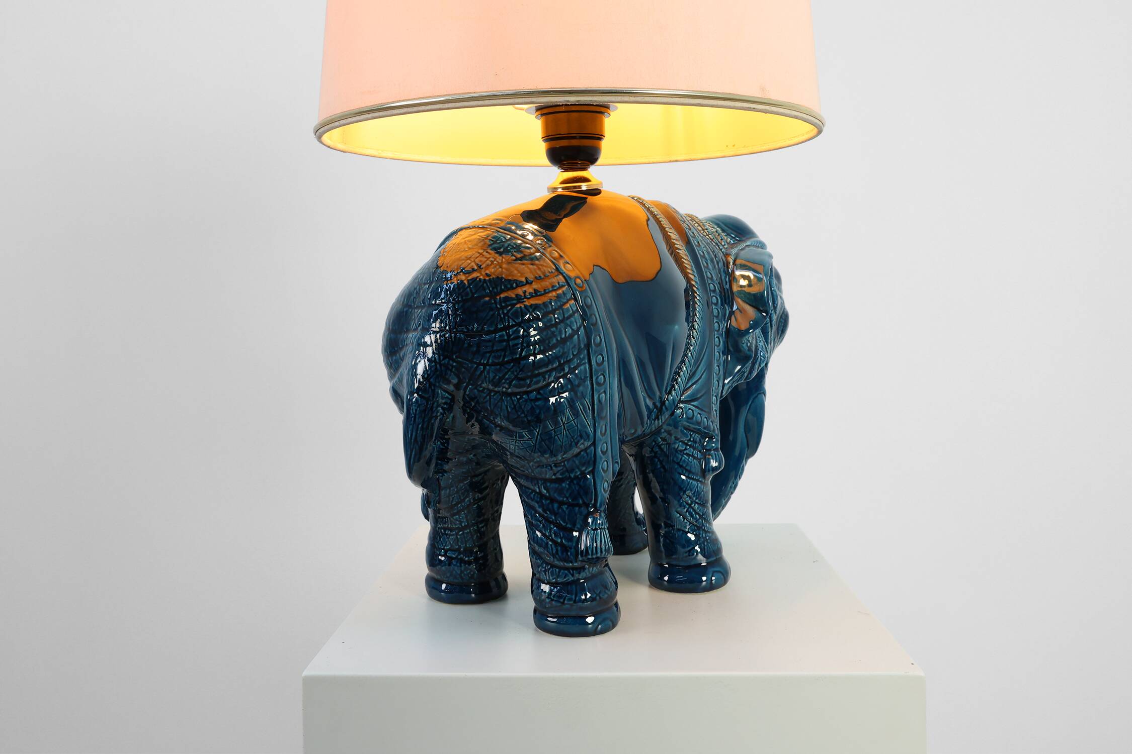 Hollywood Regency blue elephant ceramic table lamp, Belgium 1970s