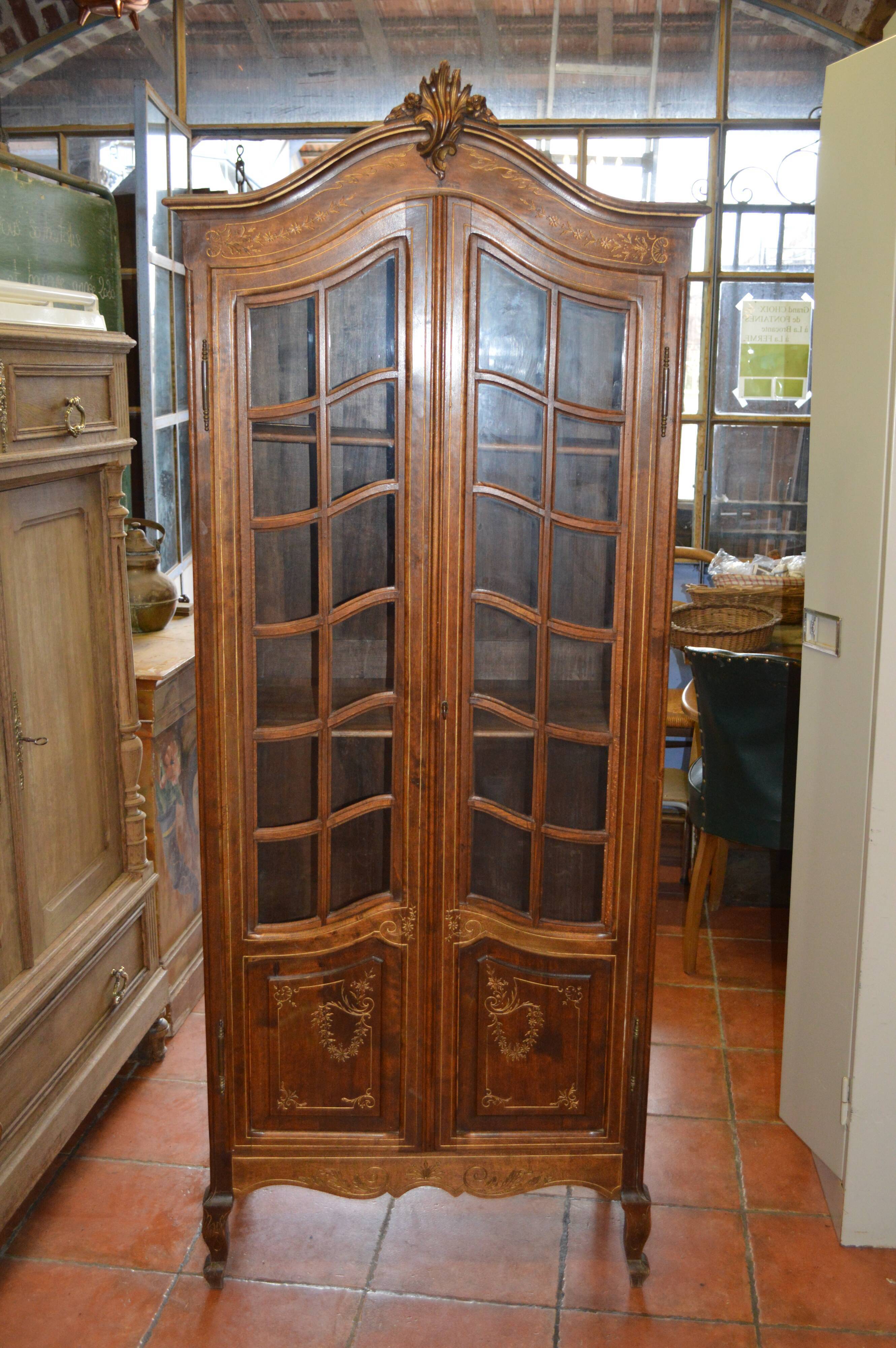 LOUIS XV style display case in beech / small library