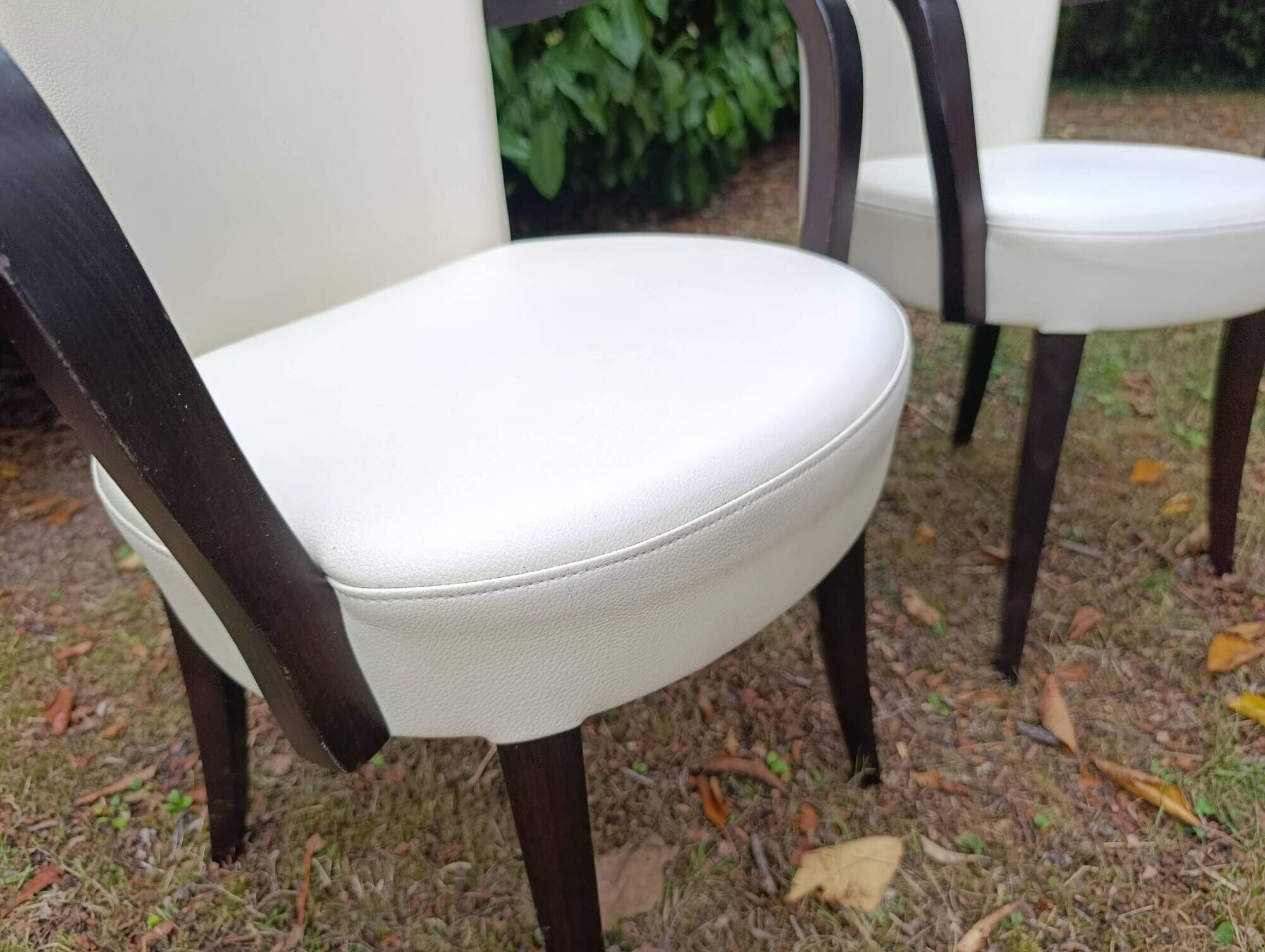 Paire de fauteuils Montbel Euforia 00121 en cuir – Made in Italy