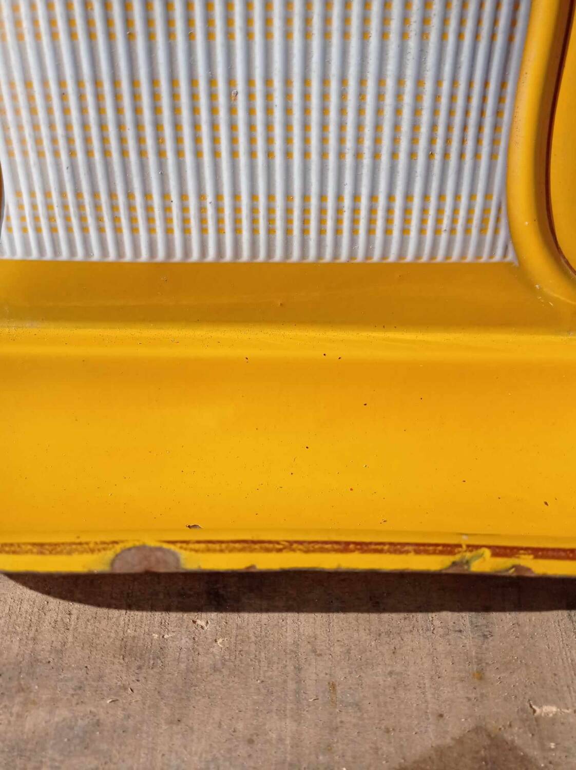 Porte ustensile en tôle émaillée
