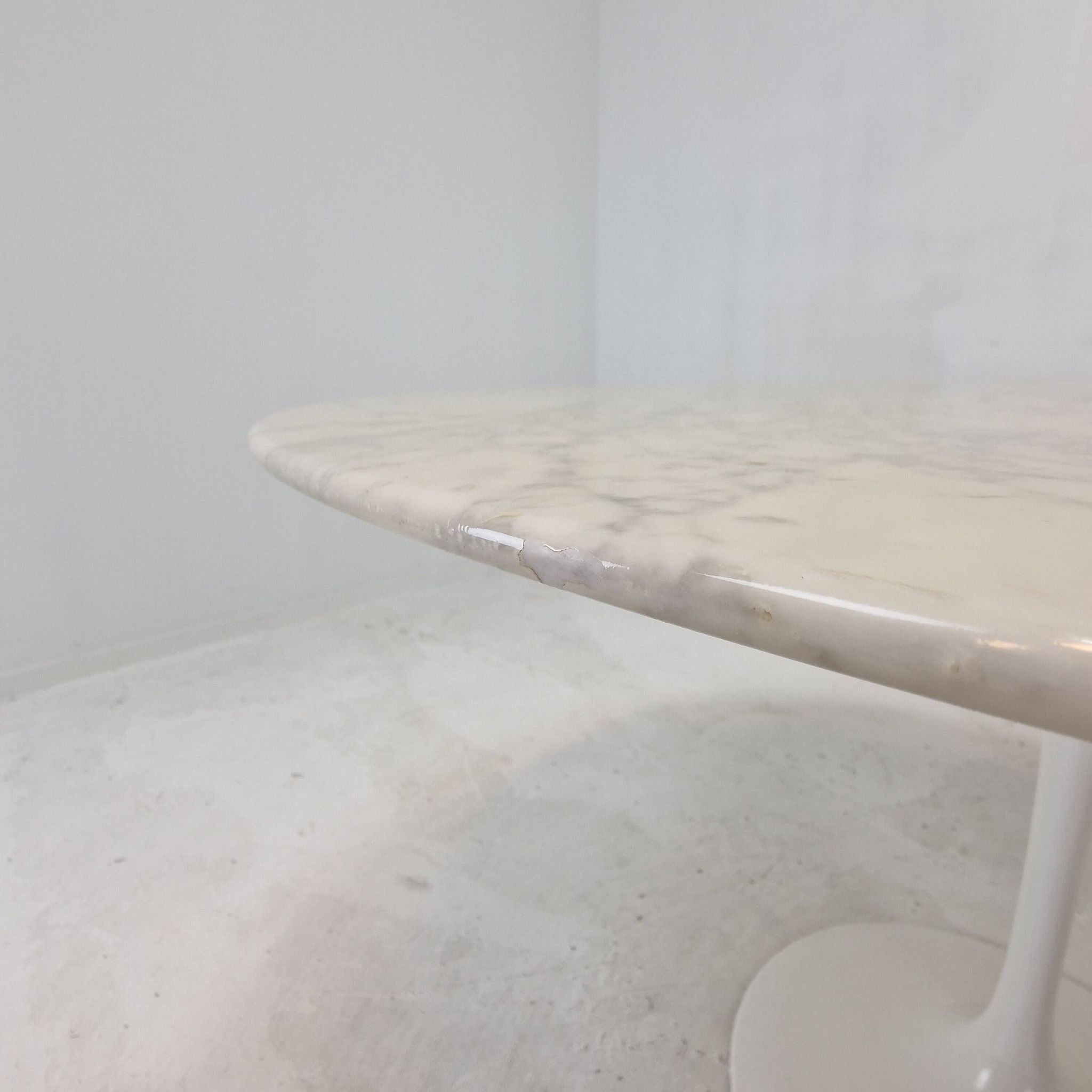 Knoll Marble Dining Table With 5 Chairs by Eero Saarinen, 1960s