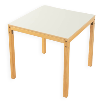 Flötotto "Profilsystem" dining table