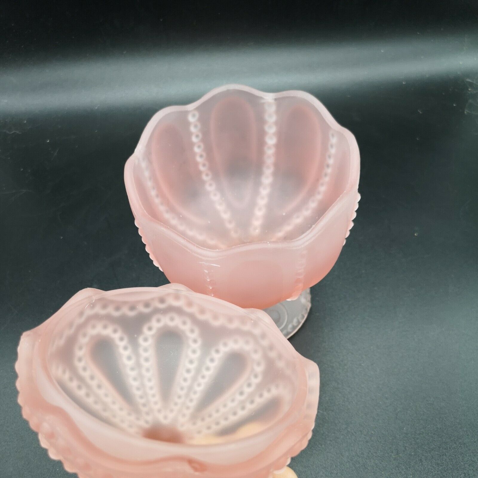 Pink glass candy or sugar bowl