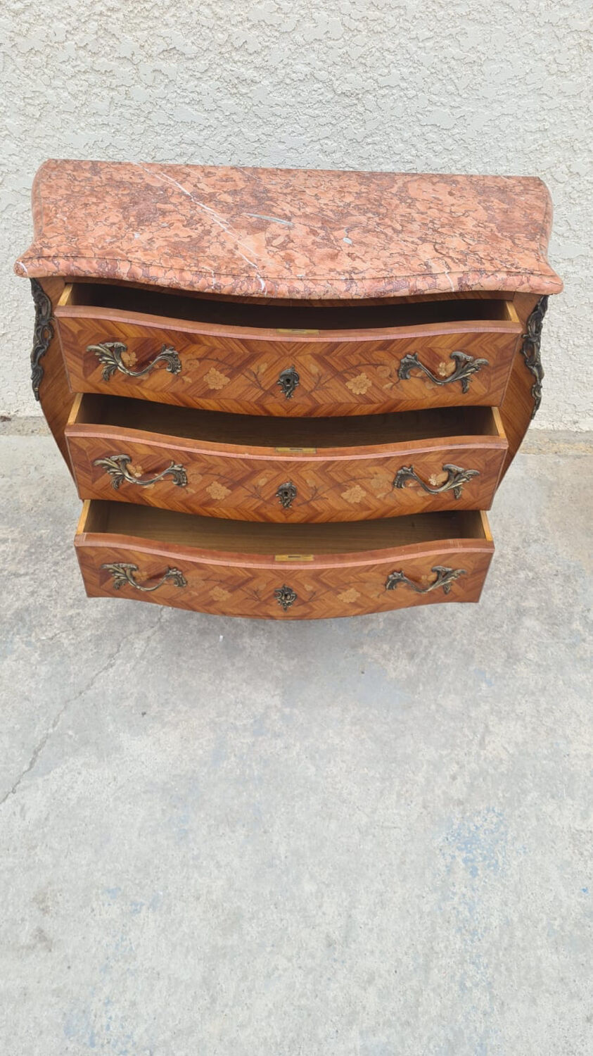 Louis XV style chest of drawers in rosewood
