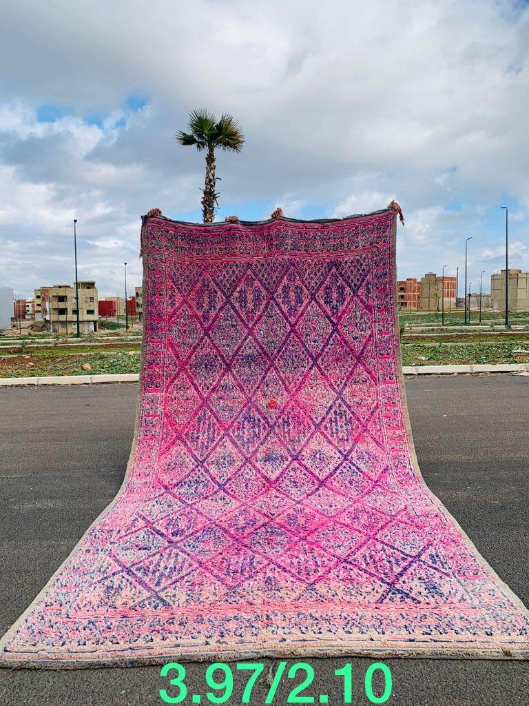 Berber carpet Beni Mguild Red Seventies 4m by 2m10