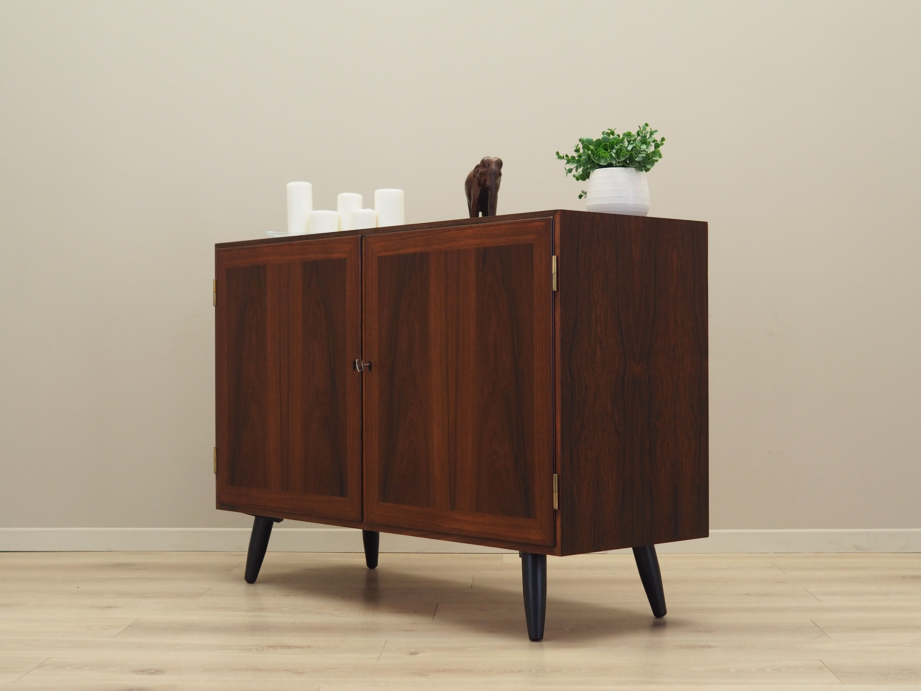 Buffet en palissandre de Carlo Jensen 1970