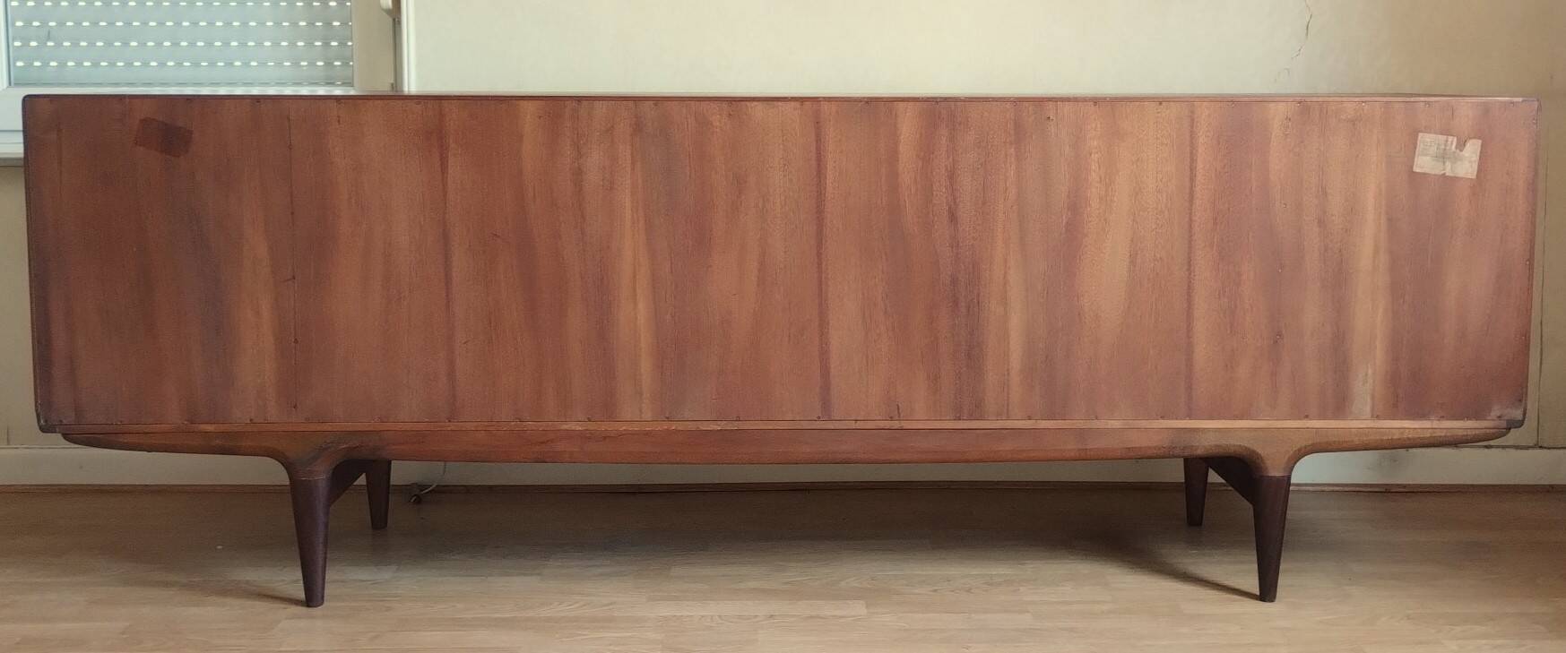 Enfilade U15 by Johannes Andersen