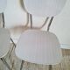 Paire de chaises en formica blanc et rayures