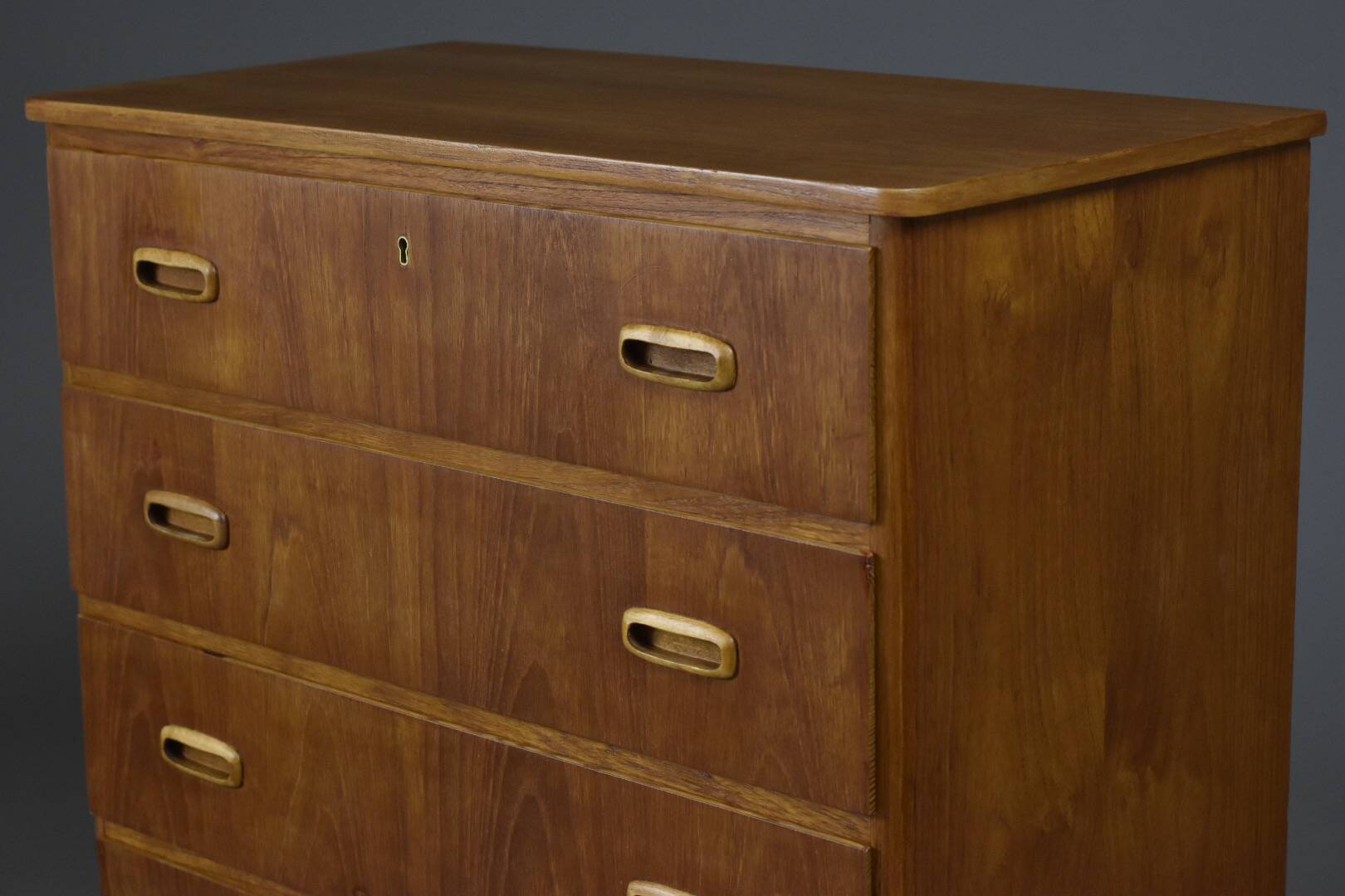 Scandinavian Teak Chest of Drawers, 1960s