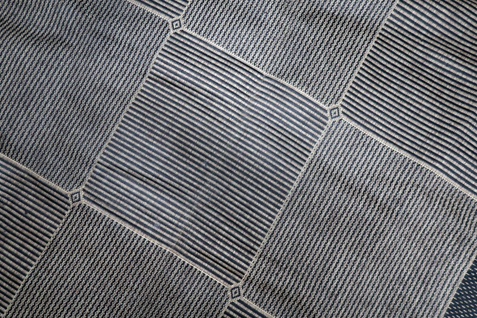 Vintage Belgian modern rug 200cm x 281cm 1980s - 1C1217