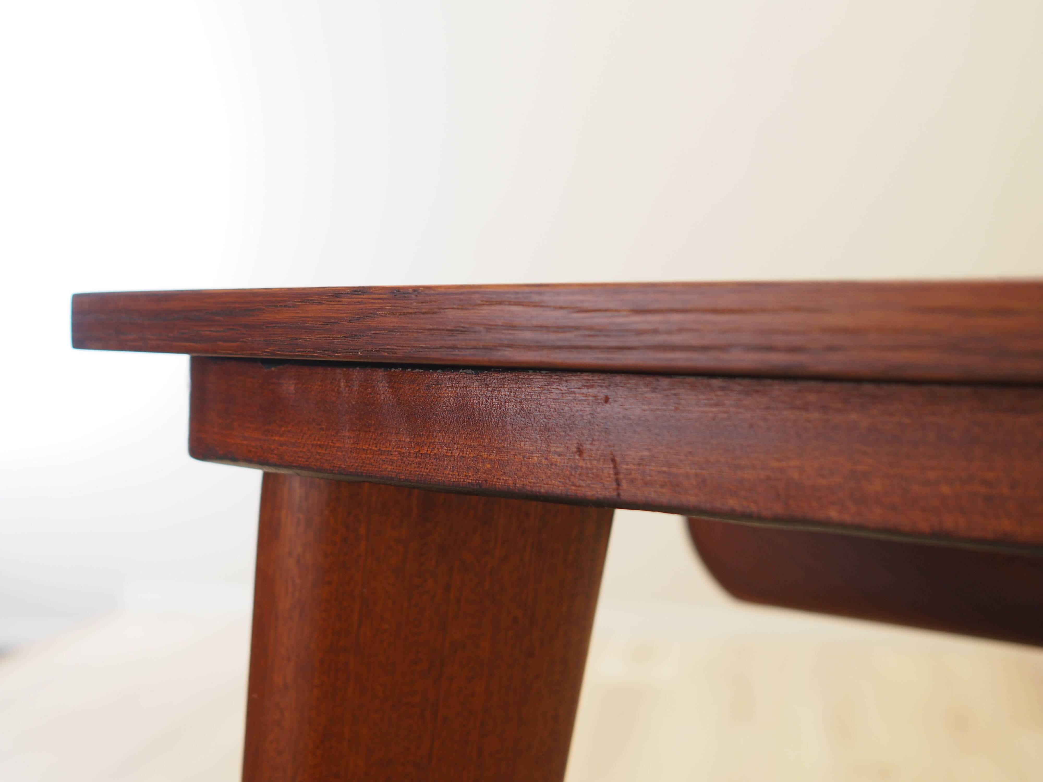 Oak desk, Italian design, 1970s, production: Italy