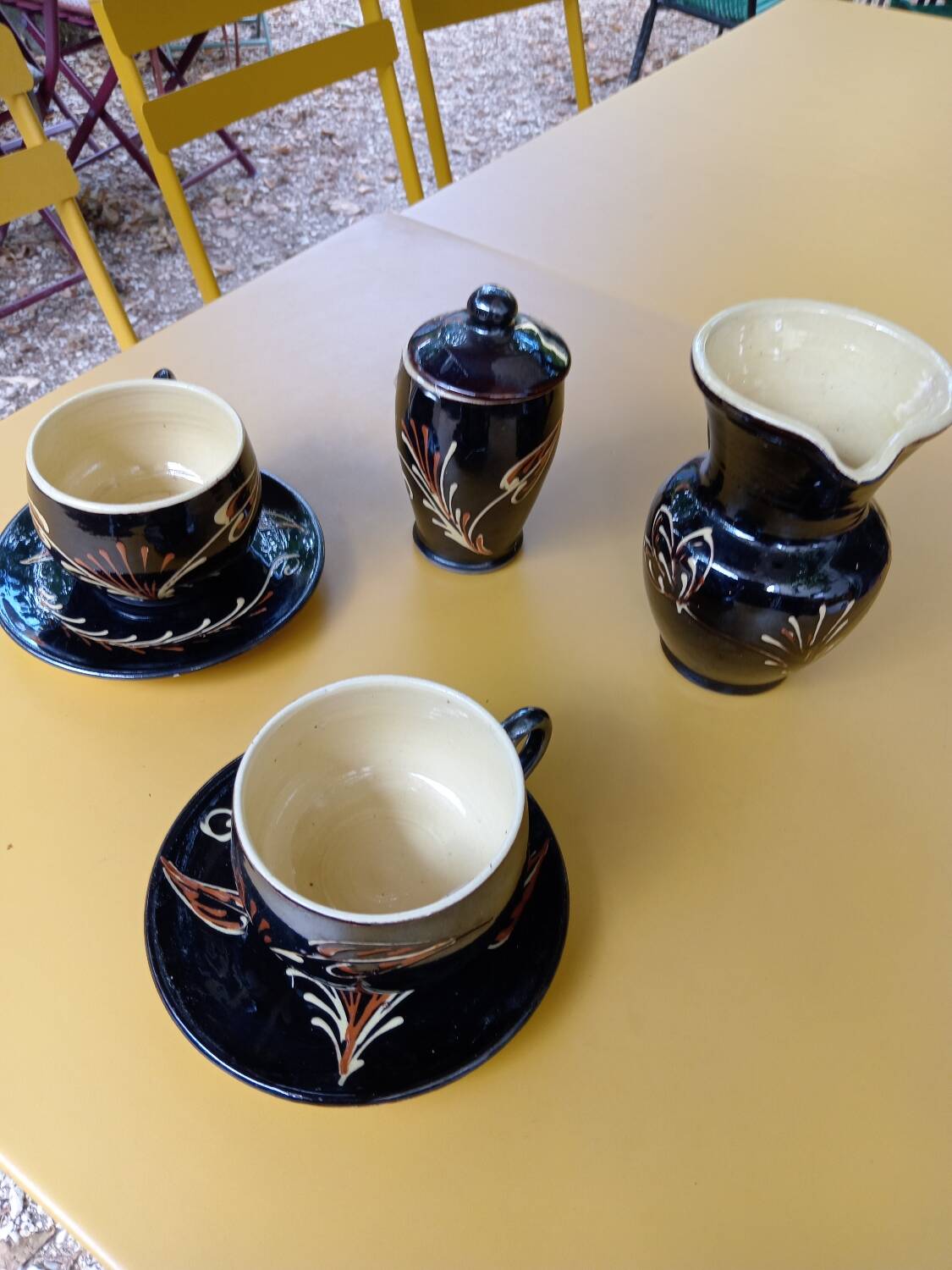 Ceramic stoneware lunch service