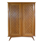 armoire en rotin pieds compas